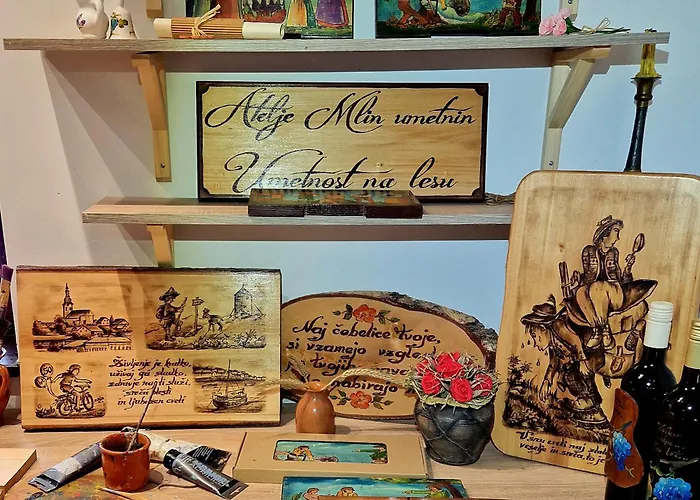 홈스테이 Atelje Mlin Umetnin Retreat